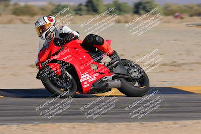 media/Dec-15-2023-Apex Assassins (Fri) [[91f19fb1c7]]/Trackday 2/Session 4 (Turn 16)/